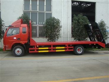 廊坊厂家直销挖机拖车、小平板运输车与散装饲料车——专用汽车全解析